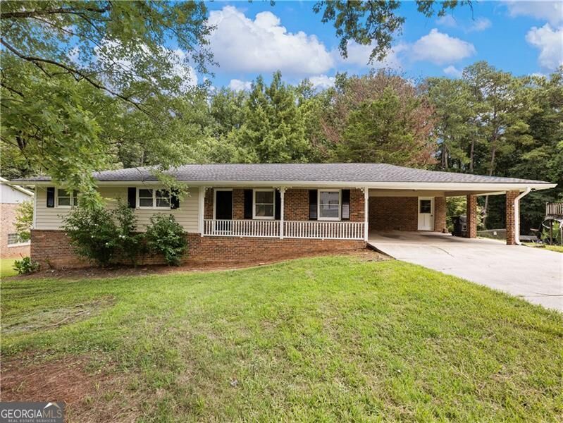 Property Photo: 268 Prince Anthony Drive GA 30044