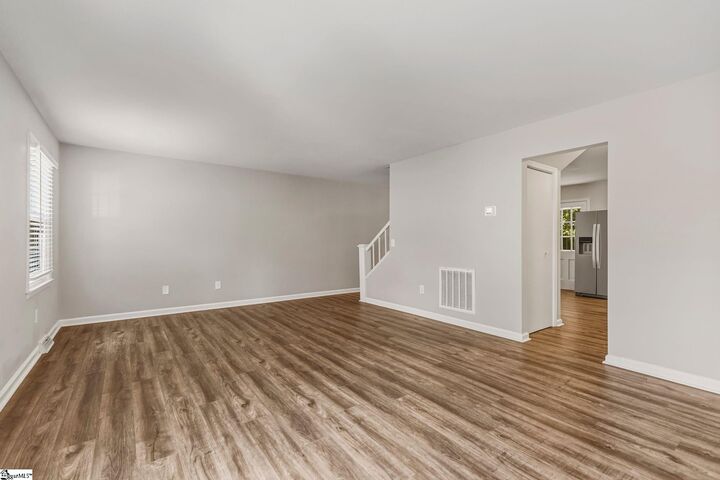 Property Photo: 815 Edwards Road Unit 10 SC 29615