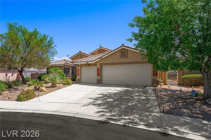Property Photo: 213 Whitetail Archery Avenue NV 89084
