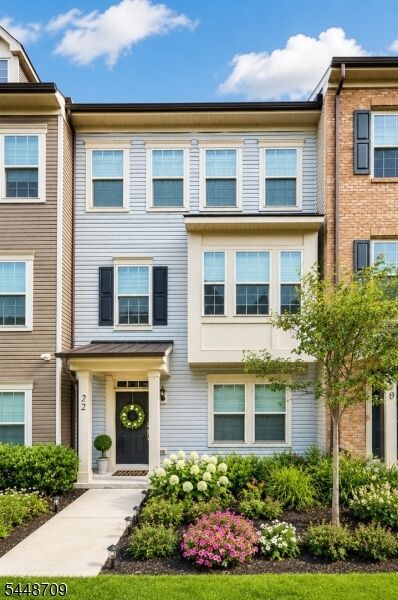 Property Photo:  22 Gala Ct  NJ 07039 
