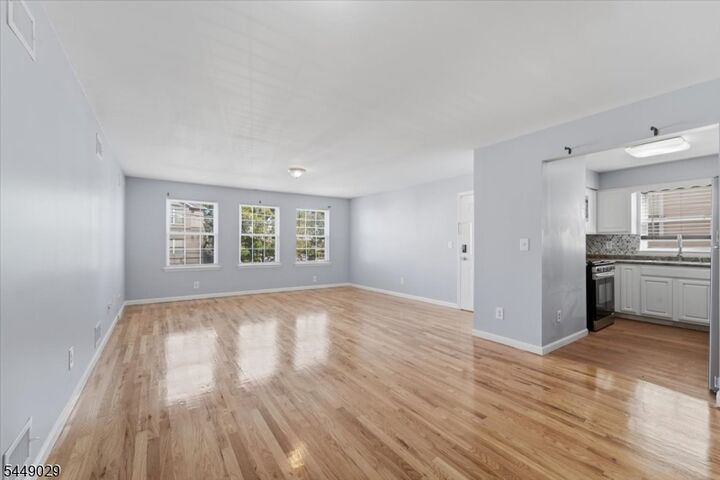 Property Photo: 721 S 19th St NJ 07103