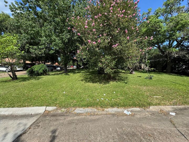 Property Photo: 5414 Lorraine Drive TX 77521