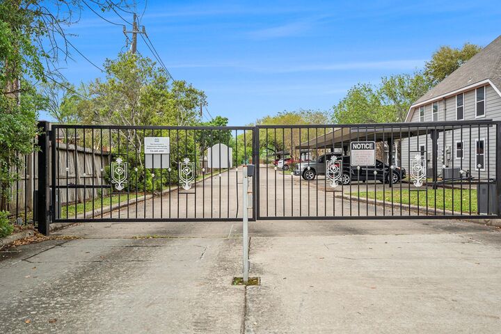 Property Photo:  211 Hunt Road 211  TX 77521 