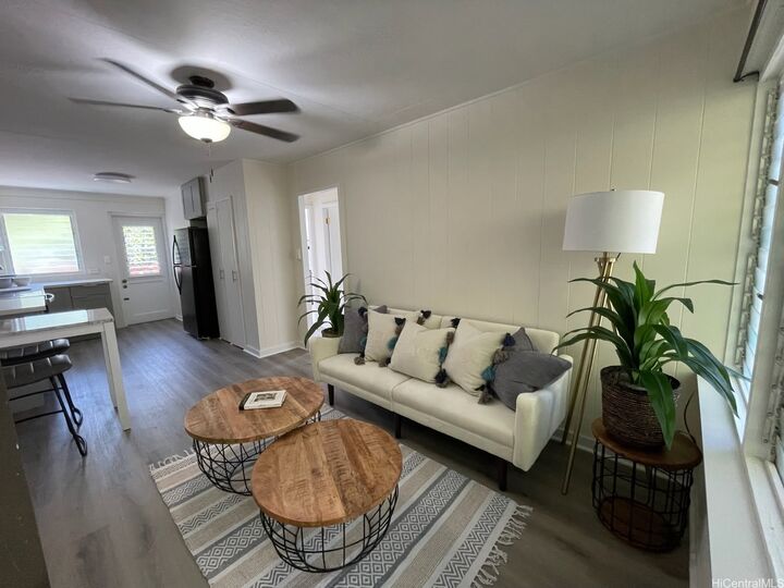 Property Photo: 725 Kihapai Place B1 HI 96734