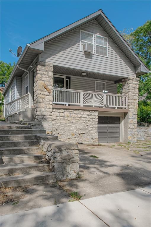 Property Photo:  4910 Paseo Boulevard  MO 64110 