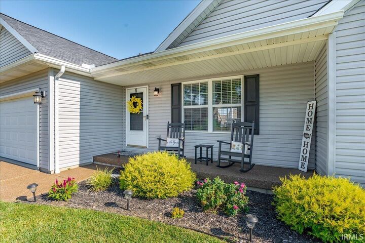 Property Photo:  10614 Tecumseh Drive  IN 47630-8705 