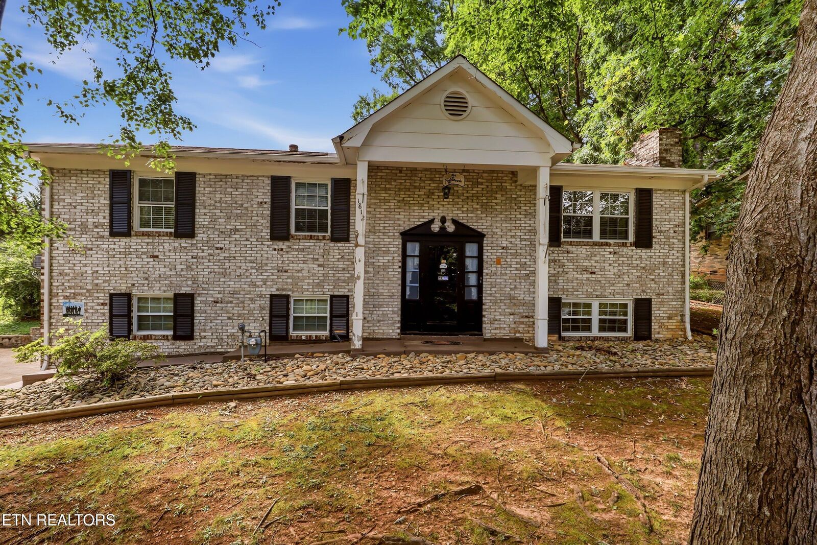 Property Photo: 1812 E Alpine Drive TN 37804