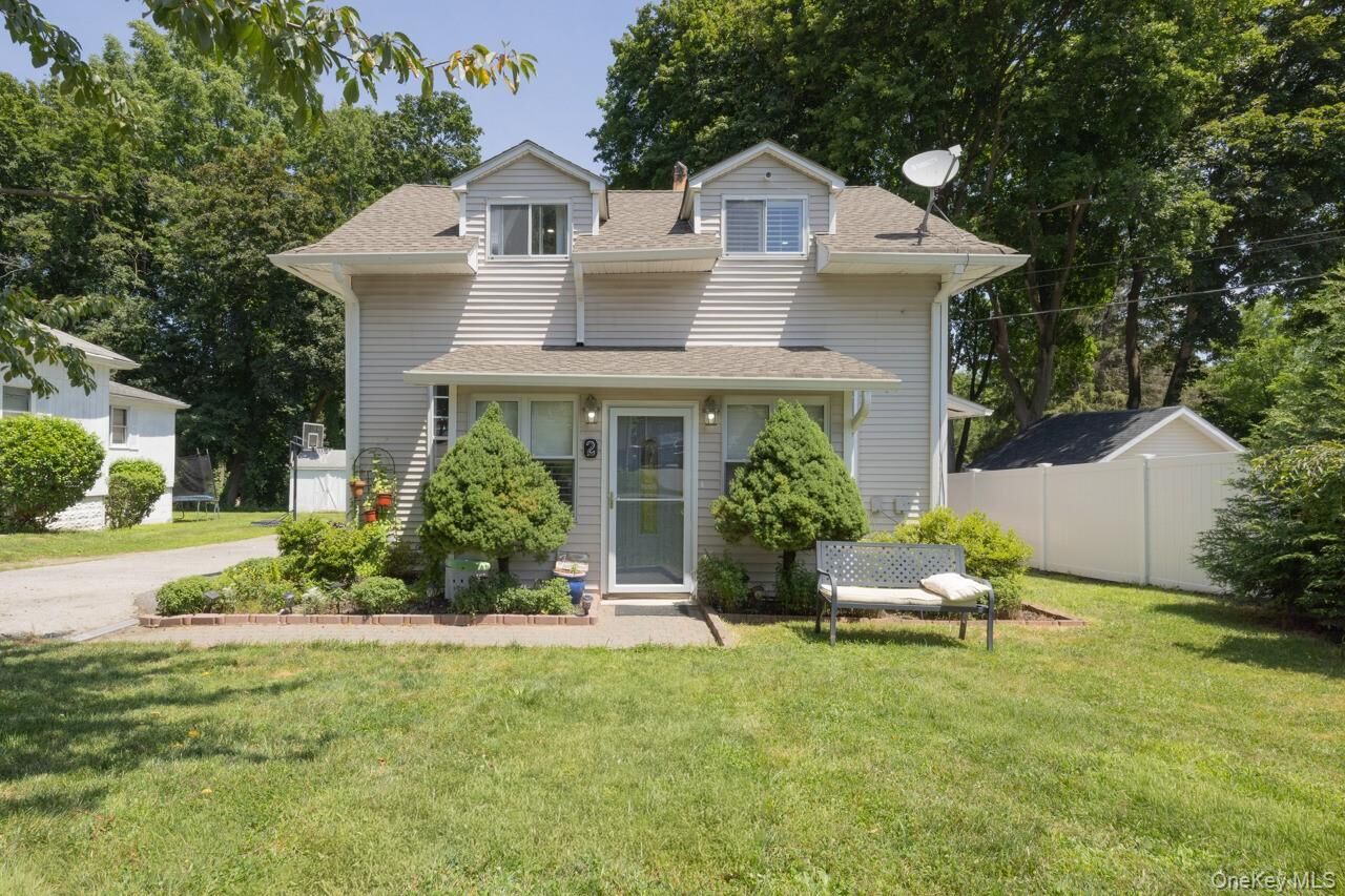 Property Photo:  2 School House Lane  NY 10917 