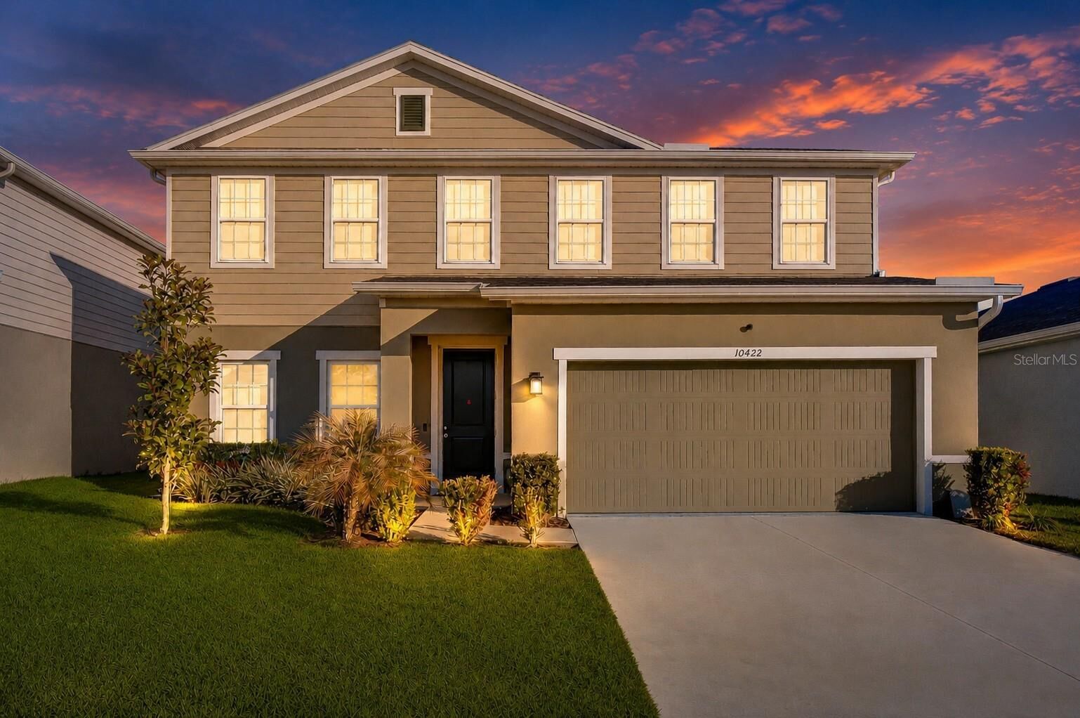 Property Photo:  10422 Gliding Eagle Way  FL 34638 