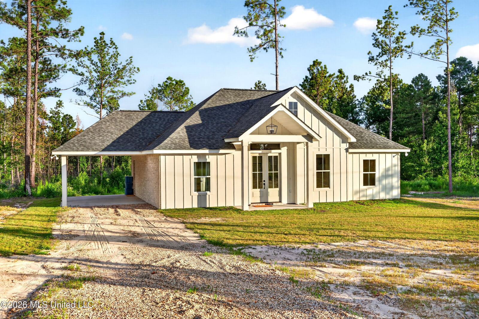 Property Photo:  1042 Savannah Millard Road  MS 39470 