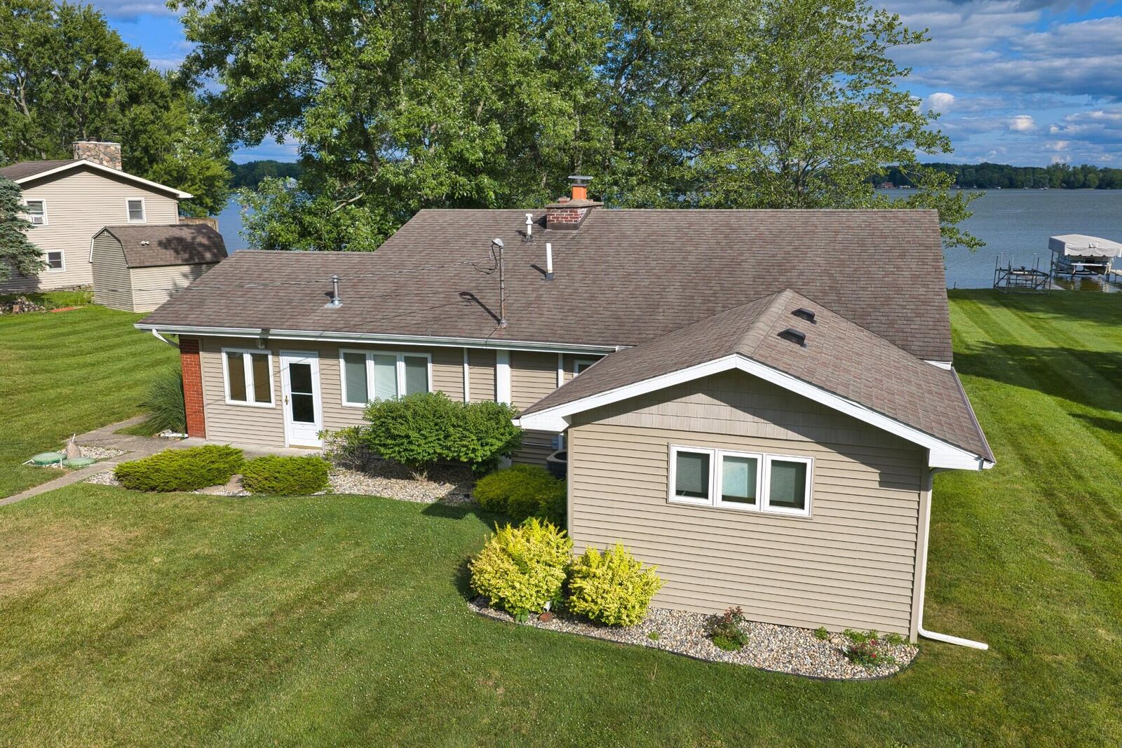 Property Photo: 201 Lakeside Drive MI 49082