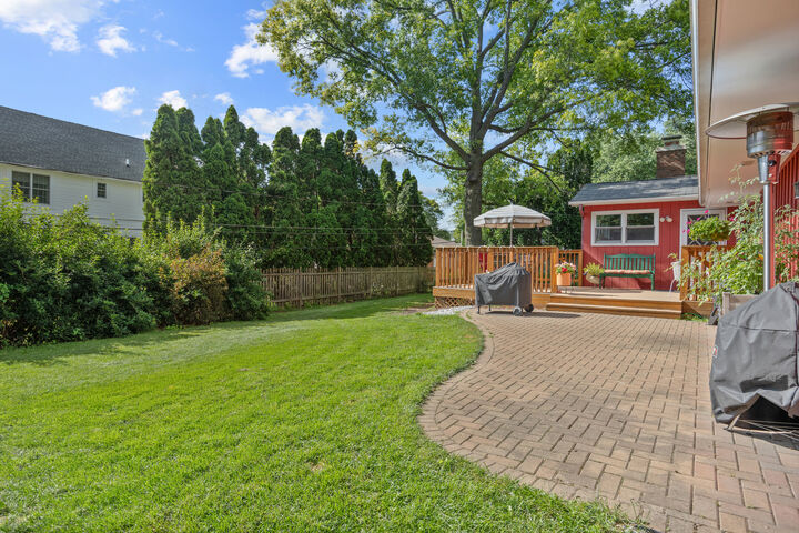 Property Photo:  736 Deborah Avenue  IL 60123 