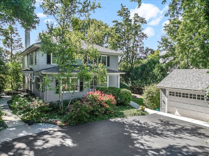 Property Photo: 1440 Tower Road IL 60093