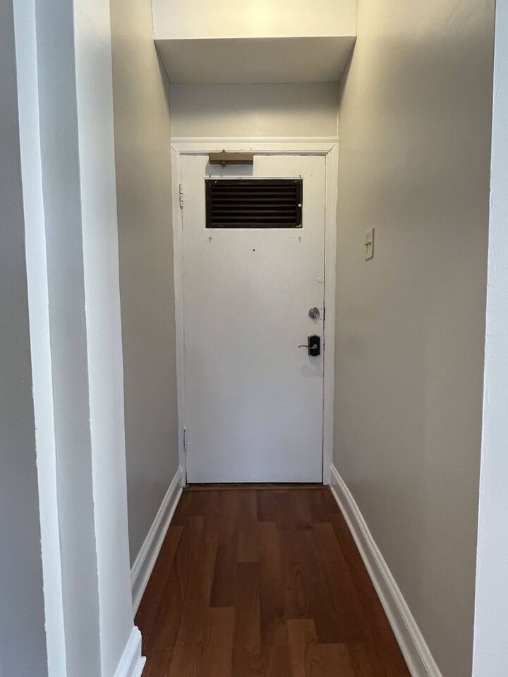 Property Photo: 5135 S Kenwood Avenue 507 IL 60615