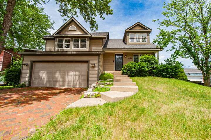 Property Photo: 18910 W Orchard Lane IL 60030