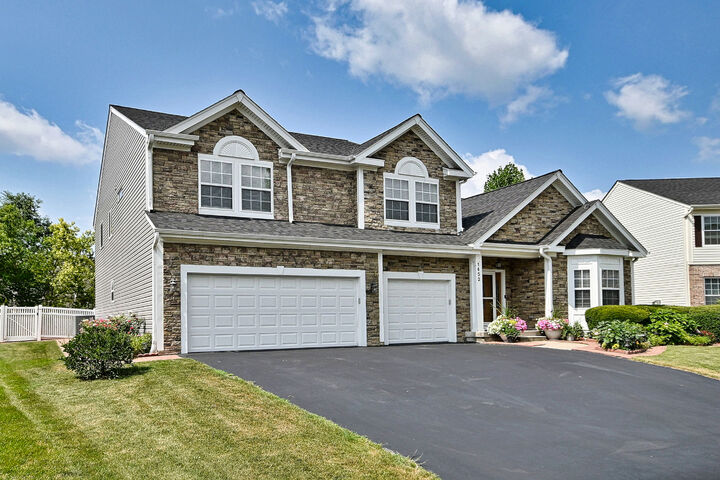 Property Photo:  1452 Sage Drive  IL 60490 