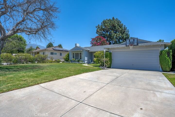 Property Photo:  522 Santa Cruz  CA 91007 