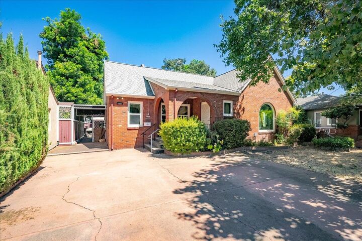 Property Photo:  121 S Lincoln Street  CA 95678 