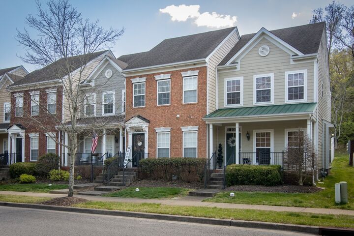 Property Photo:  7031 Sunnywood Dr  TN 37211 