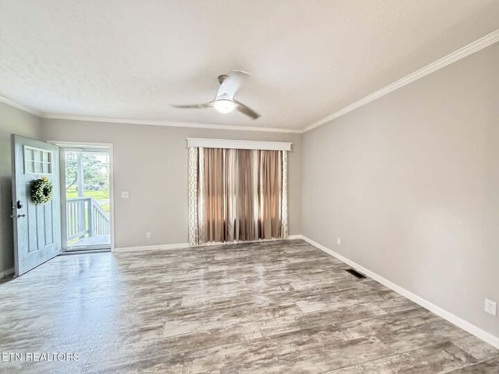 Property Photo:  381 Dixon Rd  TN 38571 