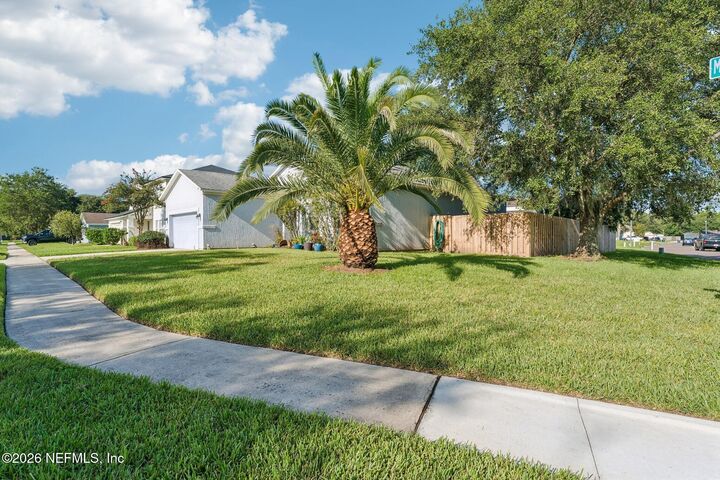 Property Photo: 971 Morning Light Road FL 32218