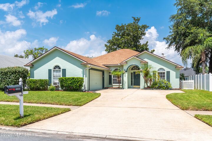 Property Photo:  4600 Cape Elizabeth Court E  FL 32277 