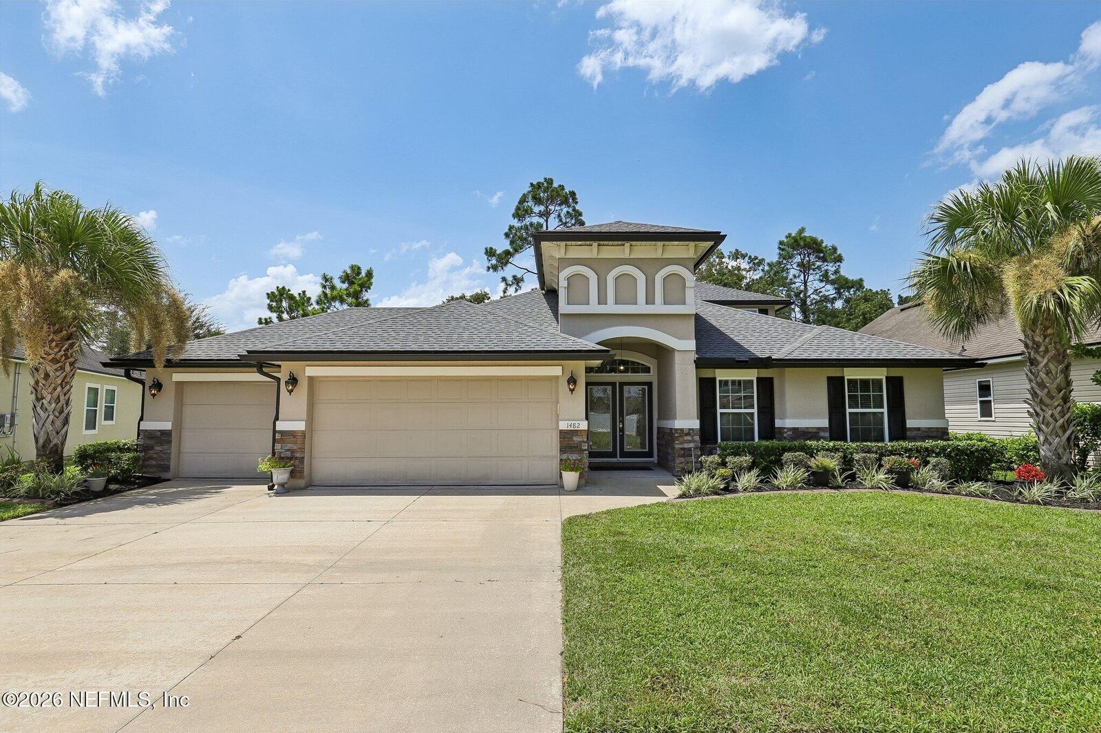 Property Photo: 1482 Lantern Light Trail FL 32068