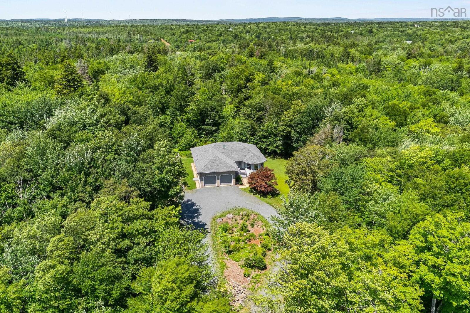 Property Photo: 21 Cedarcrest Drive NS B4B 1T3
