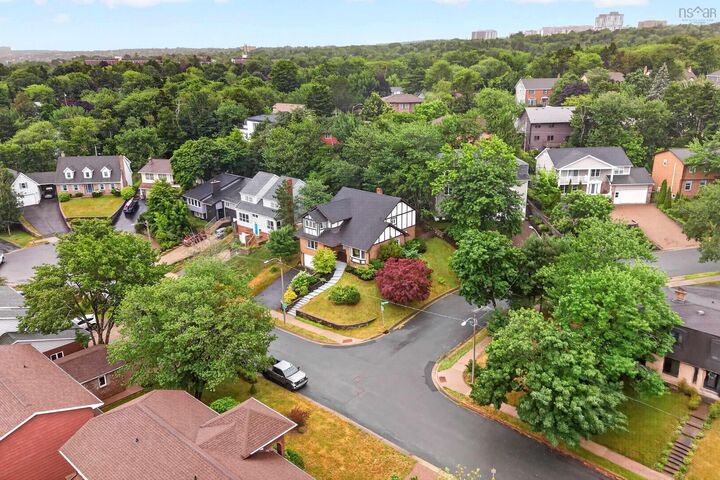 Property Photo:  3 Trillium Terrace  NS B3M 3P5 