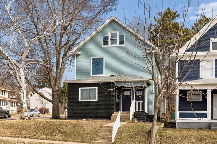 Property Photo: 2326 Bryant Avenue N MN 55411