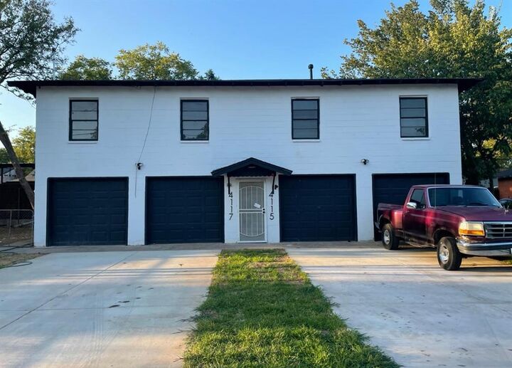 Property Photo:  530 Sunnyside Avenue  TX 75211 