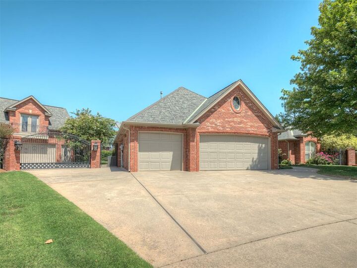 Property Photo: 12501 Rohan Court OK 73170