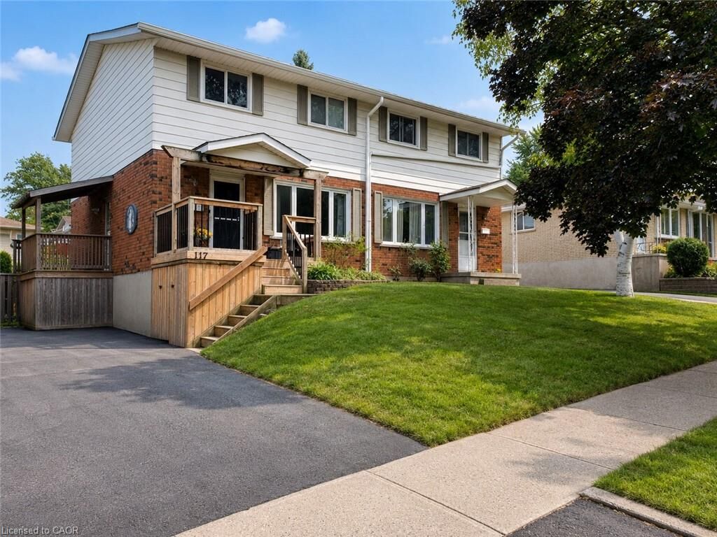 Property Photo:  117 Markwood Drive 1  ON N2M 2H3 