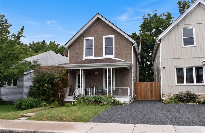 Property Photo:  26 Brantdale Avenue  ON L9C 1B7 