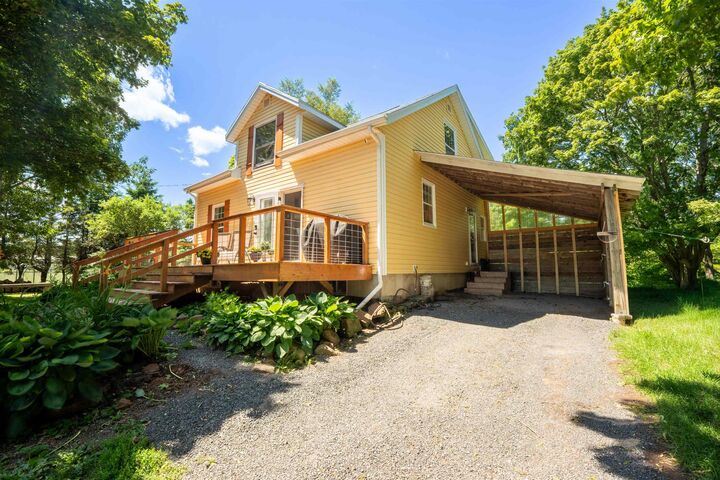 Property Photo: 1242 New Glasgow Road PE C1E 0T1
