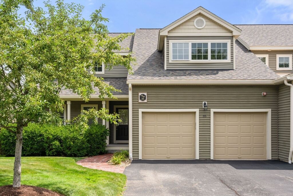 Property Photo:  32 Old Framingham Rd 35  MA 01776 