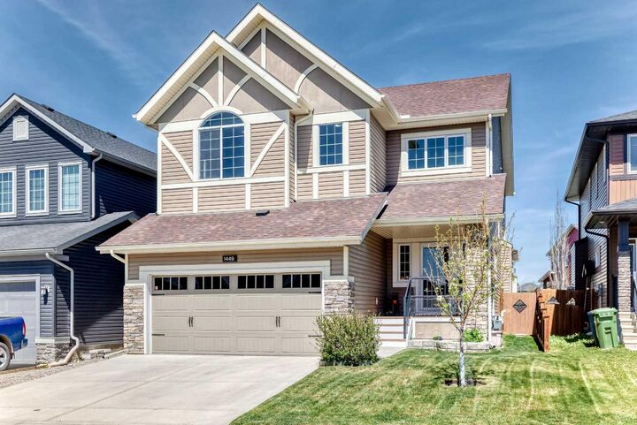 1449 Ravenscroft Avenue SE — photo 1