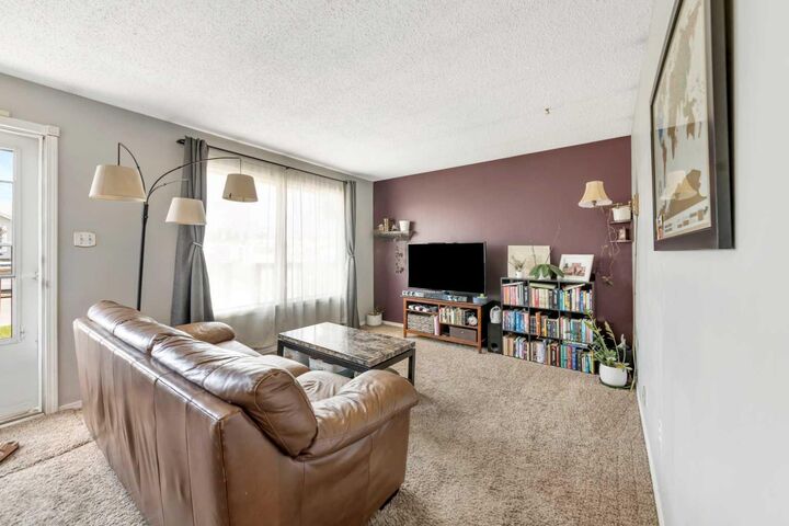 Property Photo: 3009 49 Avenue SK S9V 1C7