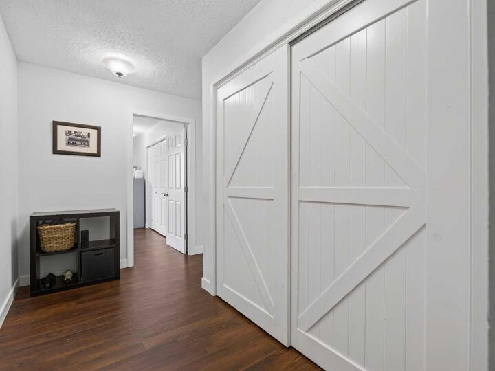 Property Photo:  537 14 Avenue SW 703  AB T2R 0M7 