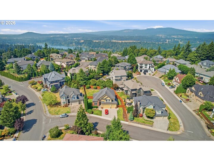 Property Photo:  1635 NW 36th Ave  WA 98607 
