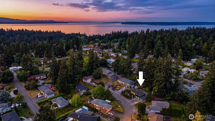 Property Photo:  18025  70th Place W  WA 98026 