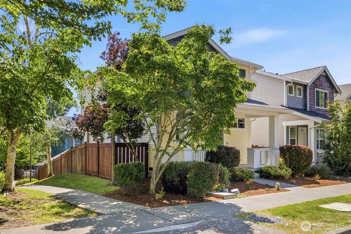 Property Photo: 7624 39th Avenue S WA 98118