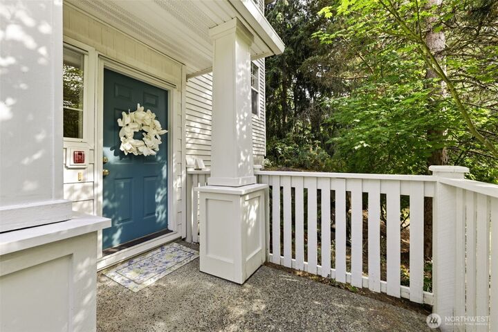 Property Photo: 2300 Benson Road S F5 WA 98055