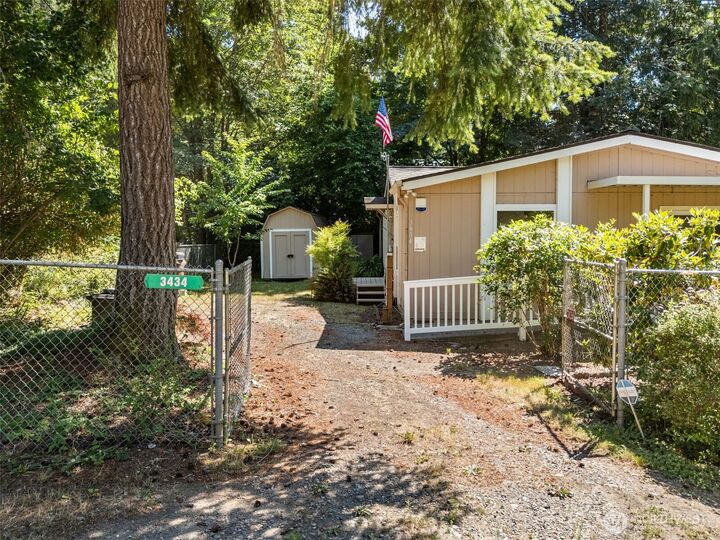 Property Photo: 3434 N Mission Rd W WA 98312
