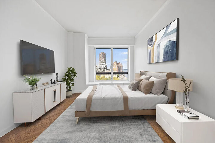 Property Photo:  530 E 76th Street 10F  NY 10021 