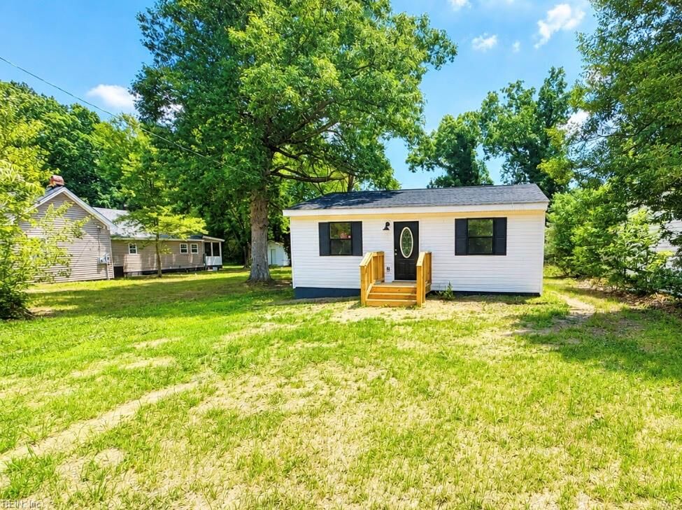 Property Photo:  15105 First Street St  VA 23840 