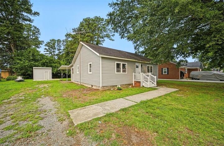 Property Photo:  135 Whaley St  VA 23438 
