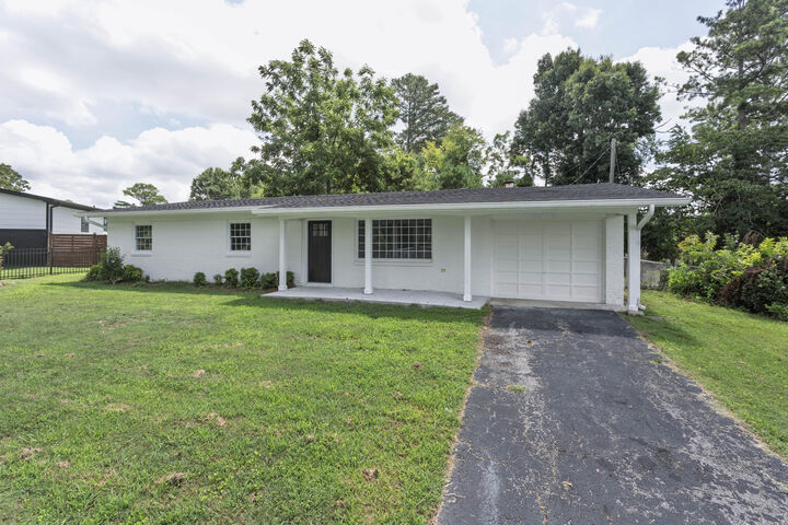 Property Photo: 1606 Redwood Drive TN 37421