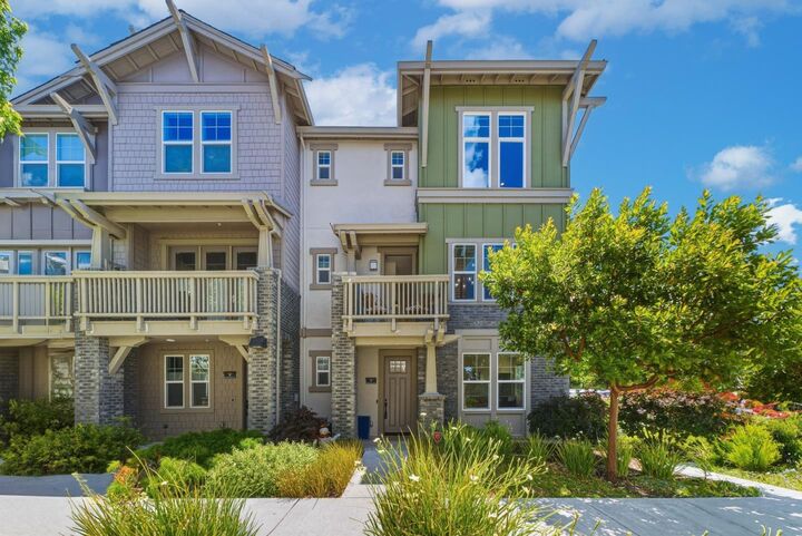 Property Photo:  533 San Lorenzo Terrace 7  CA 94085 