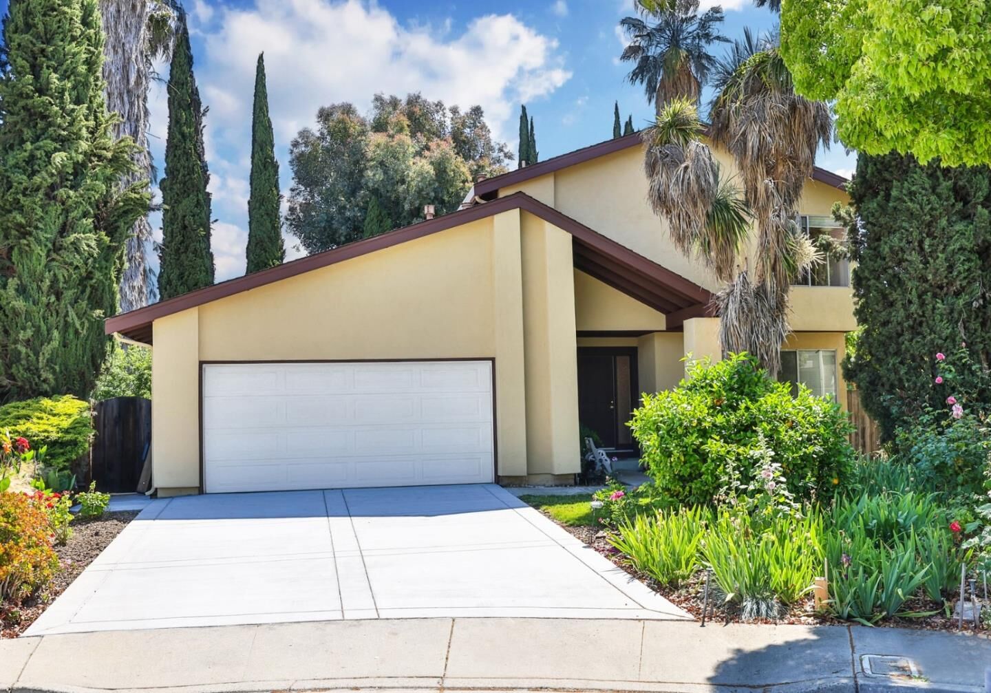 Property Photo:  90 Southport Court  CA 95138 